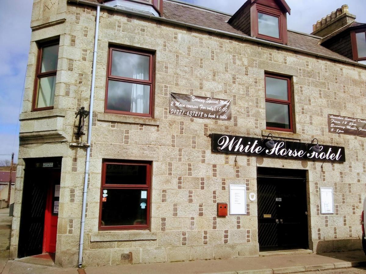 White Horse Hotel Strichen エクステリア 写真