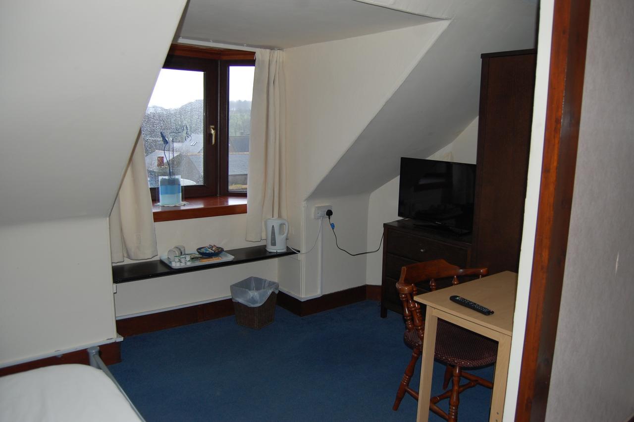 White Horse Hotel Strichen エクステリア 写真
